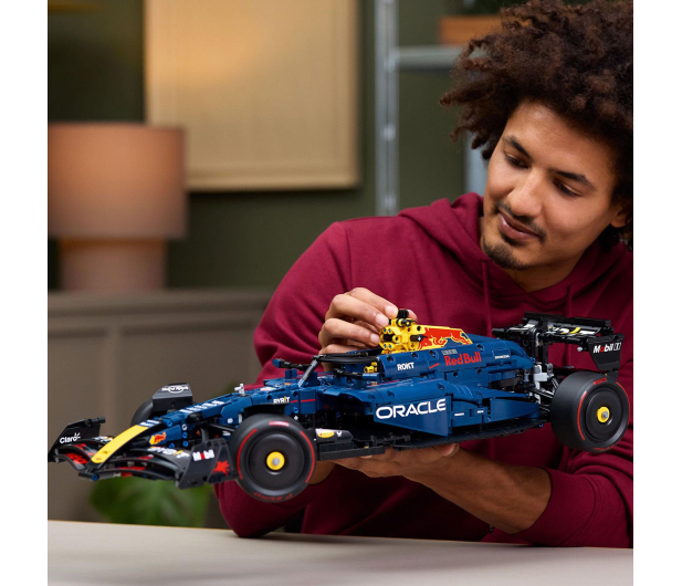 LEGO Technic 42206 Bolid F1 Oracle Red Bull Racing RB20 - 1308196 - zdjęcie 12